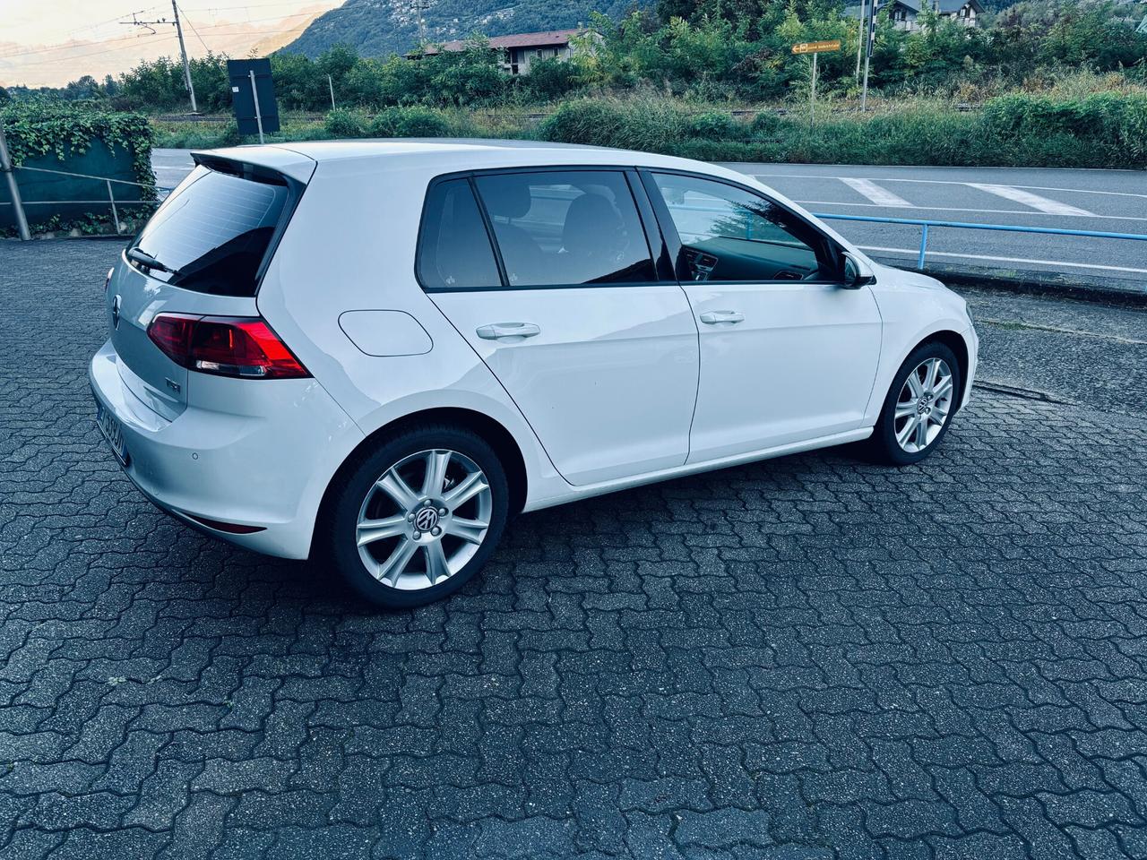 Volkswagen Golf 1.2 TSI 105 CV 5p. Trendline BlueMotion Technology