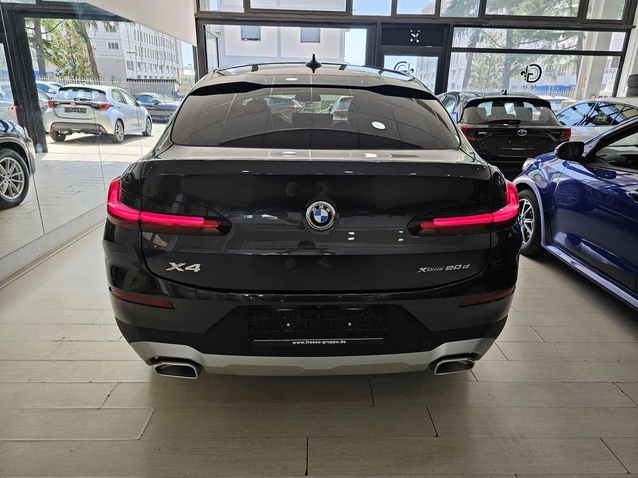 BMW X4 Xdrive 20d mhev Tetto cam Nav PDC Full LED