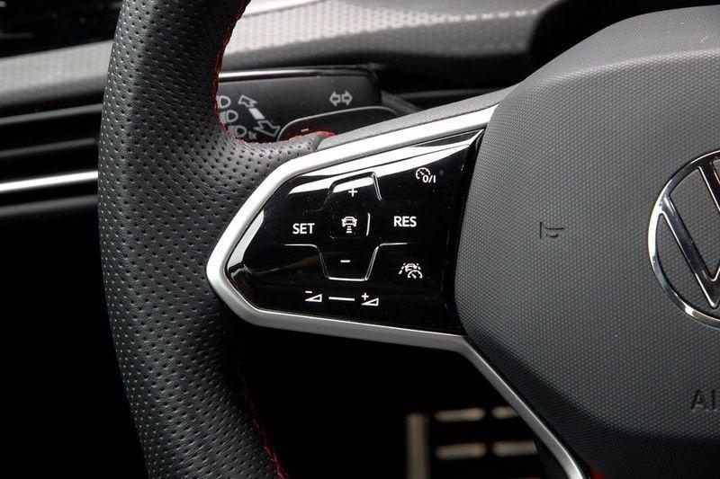 Volkswagen Golf 2.0 TSI GTI DSG 18" Cockpit Led Navi App Connect