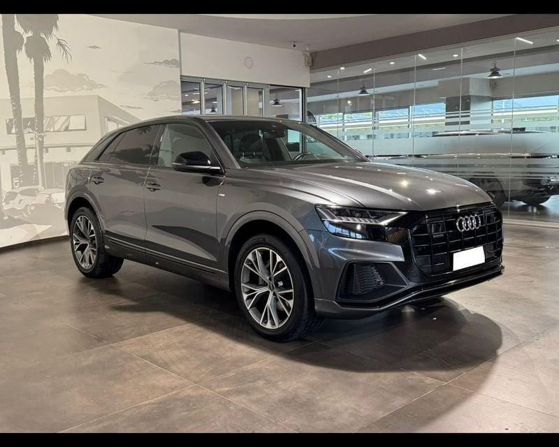Audi Q8 50 TDI 286 CV quattro tiptronic Sport