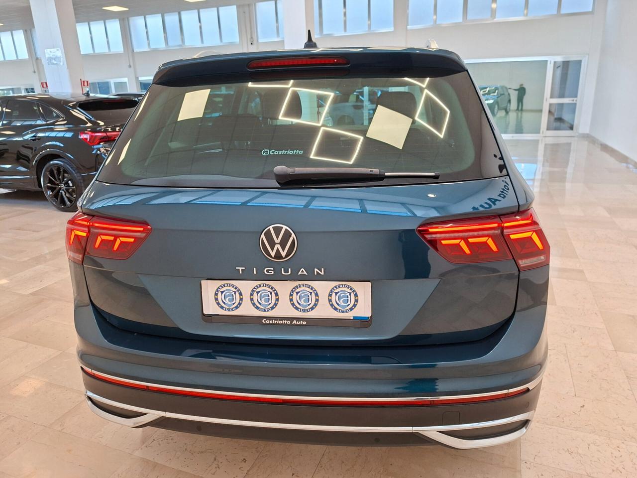 Volkswagen Tiguan 2.0 TDI 150 CV SCR DSG Elegance