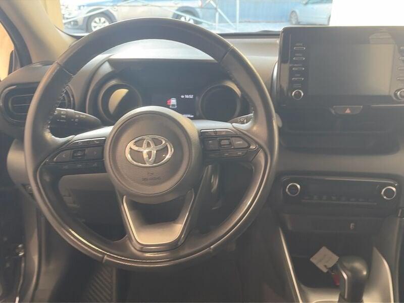 Toyota Yaris IV 2020 1.5h Trend