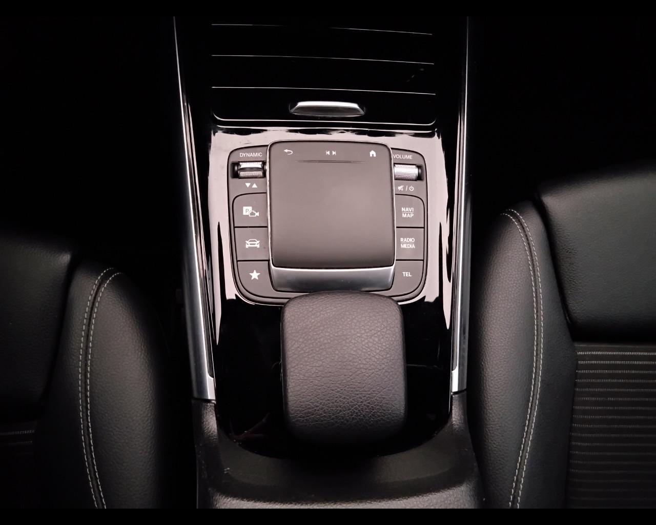 Mercedes-Benz GLA-H247 2020 - GLA 200 d Sport Plus auto