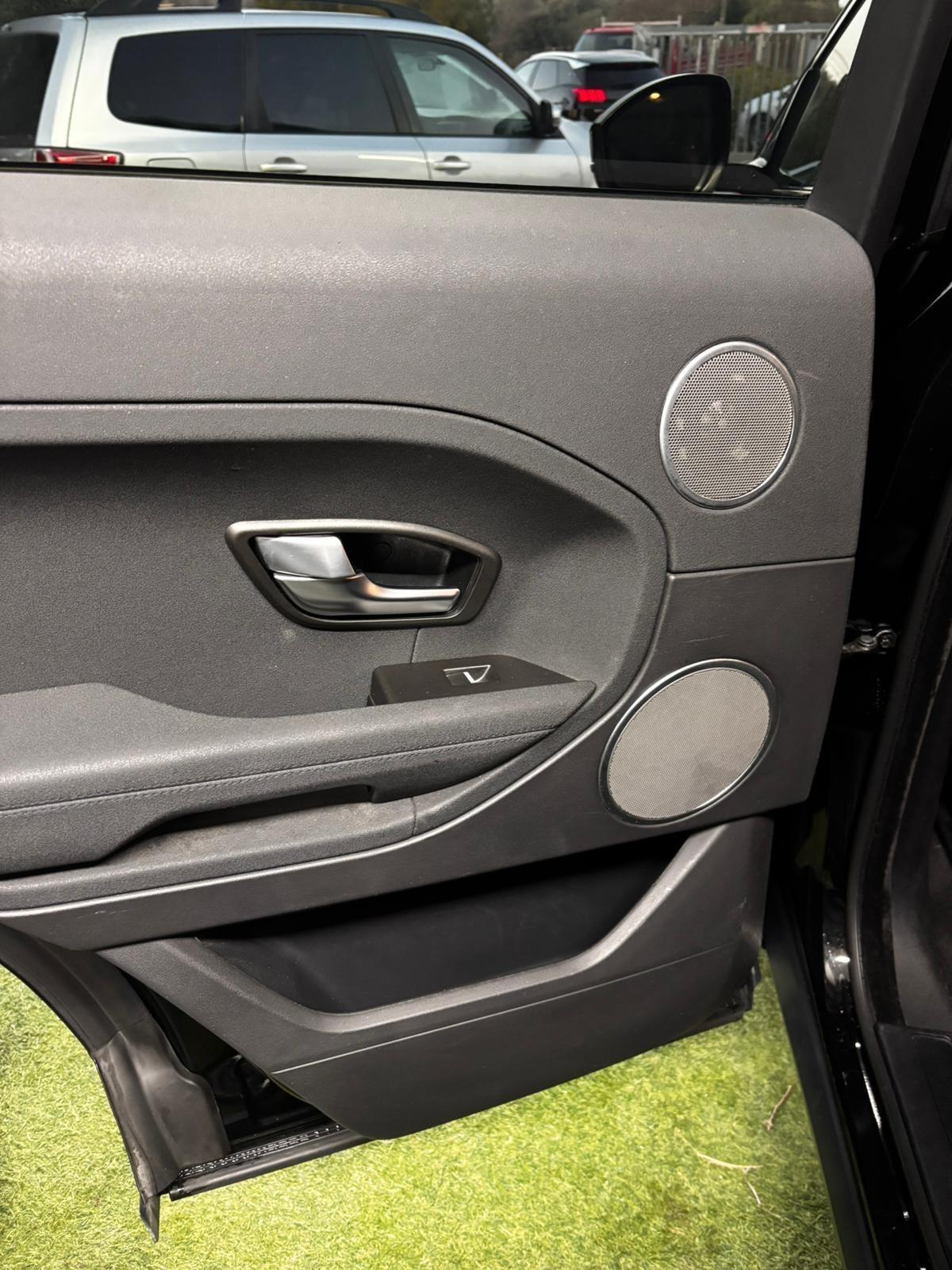 Land Rover Range Evoque 2.2 TD4 5p. Prestige