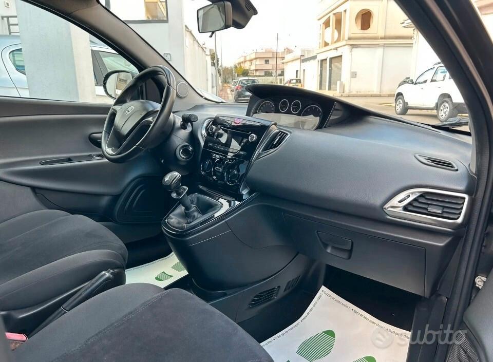 Lancia Ypsilon 1.2 GPL Casa Madre scad.2033 Block Shafe