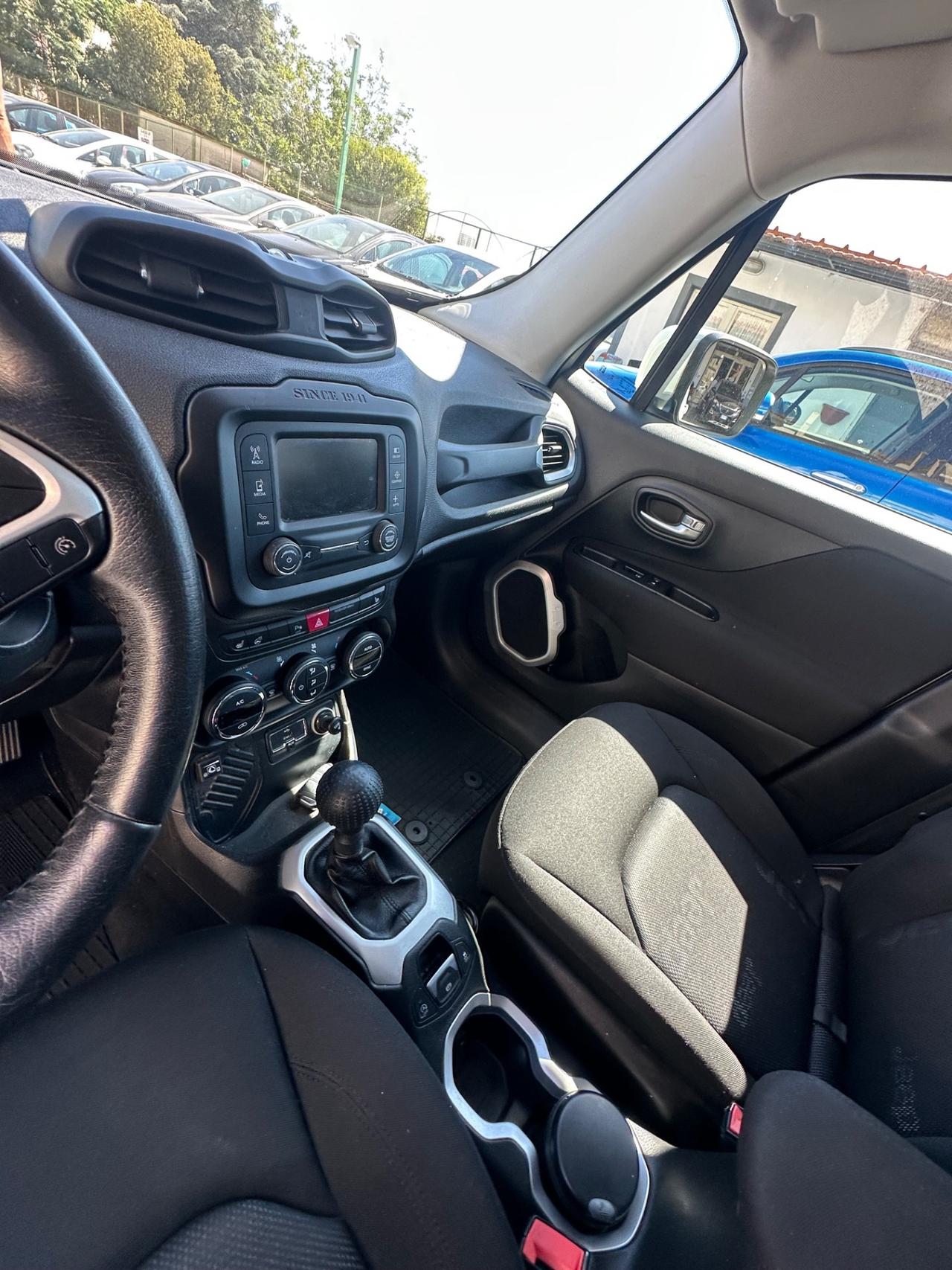 Jeep Renegade 1.6 E-TorQ EVO Longitude