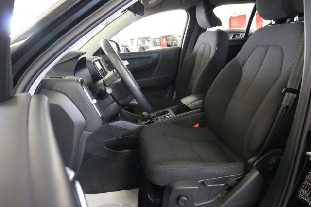 VOLVO XC40 T2 automatico Essential AUTOCARRO N1