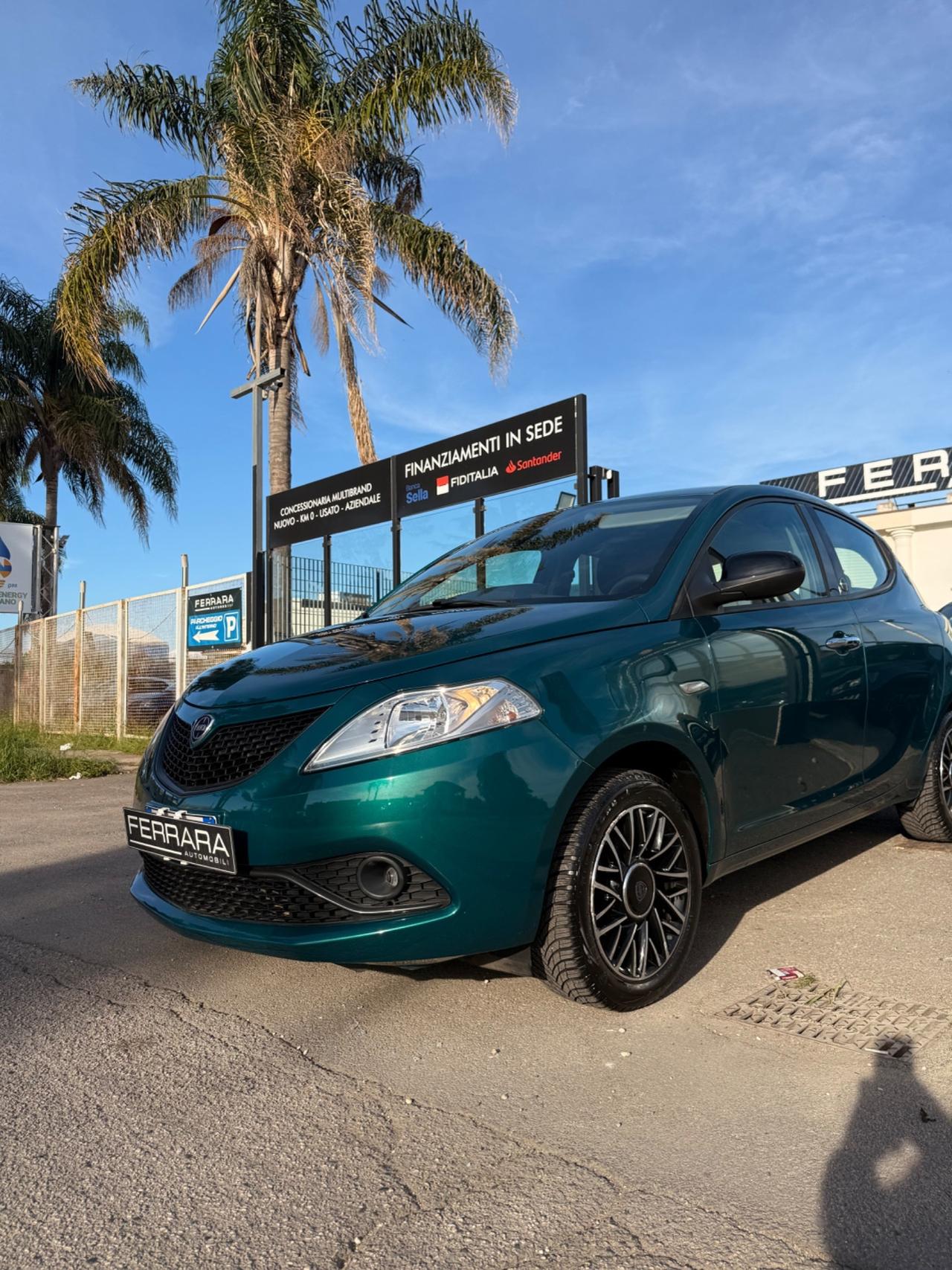 Lancia Ypsilon 1.2 69 CV 5 porte GPL Ecochic Platinum