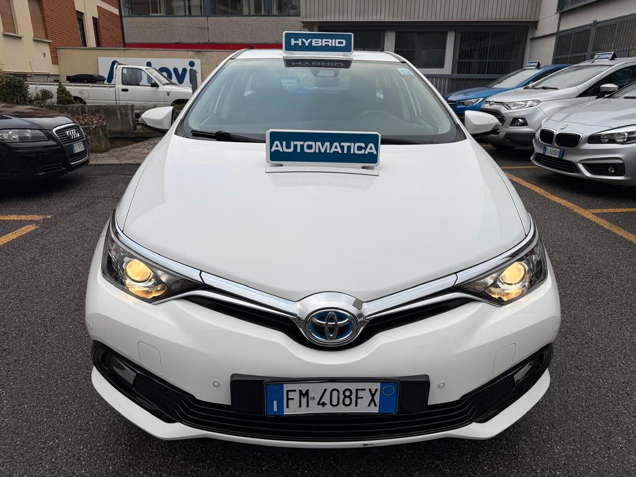 Toyota Auris Touring Sports 1.8 Hybrid Cool Automatica ***OK NEOPATENTATI***