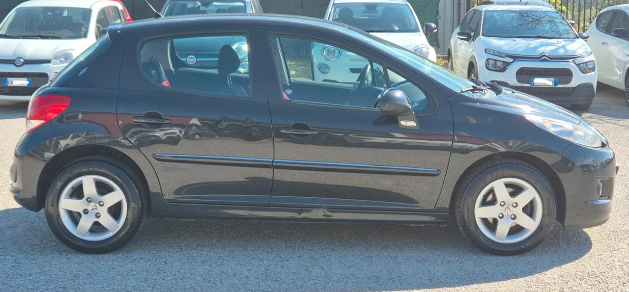 Peugeot 207 1.4 HDi 70CV 5p. Allure