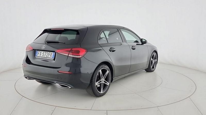 Mercedes-Benz Classe A A 180 d Sport Automatica