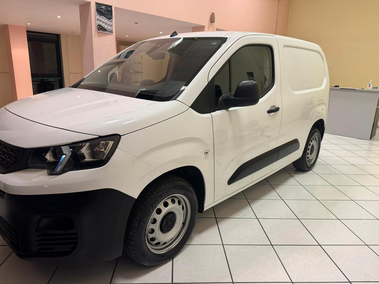 Peugeot Partner BlueHDi 130 EAT8 S&S PL Furgone Premium