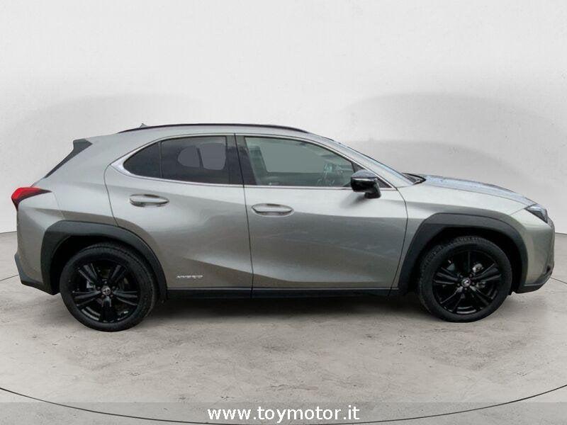 Lexus UX Hybrid Midnight