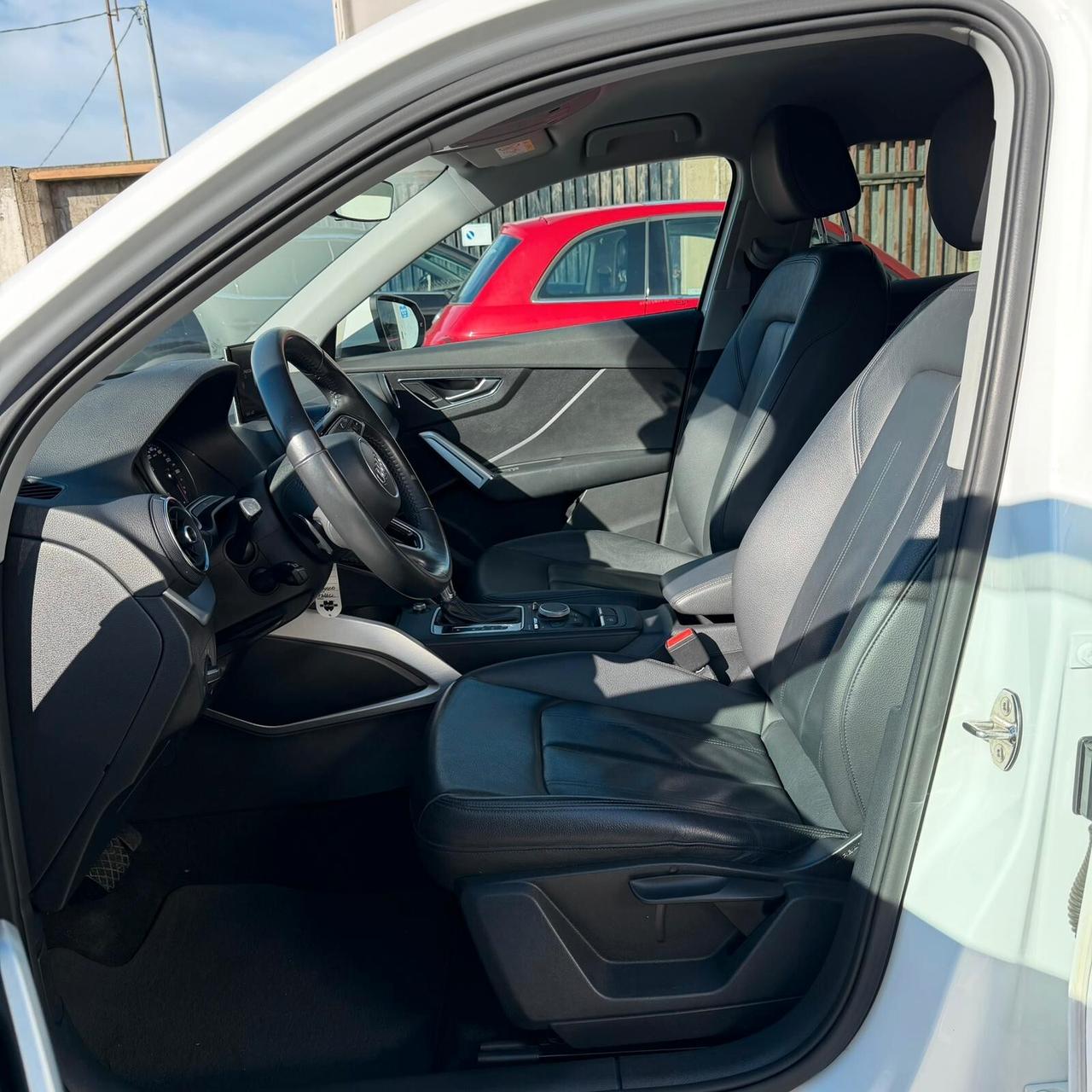 Audi Q2 2.0 TDI quattro S tronic Business