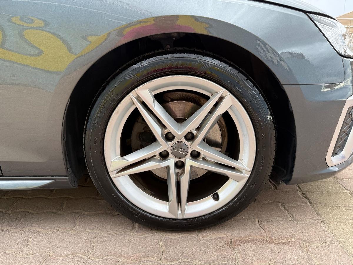 AUDI - A4 Avant - 35 TDI/163CV S tronic S line ed