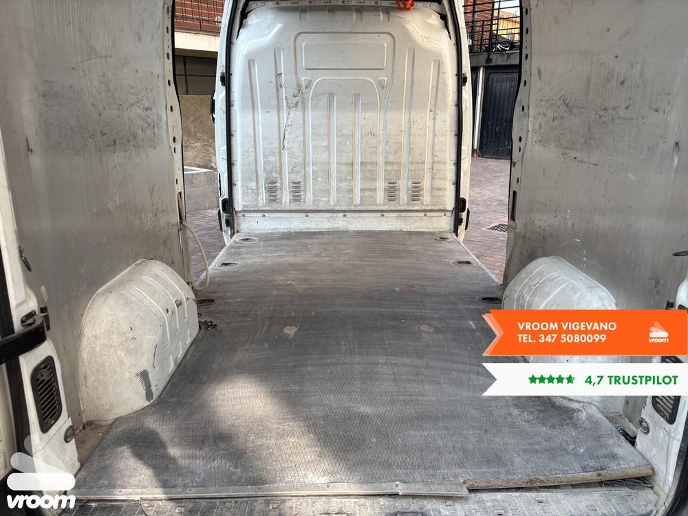 RENAULT Master 5ª serie Master T33 2.3 dCi/125...