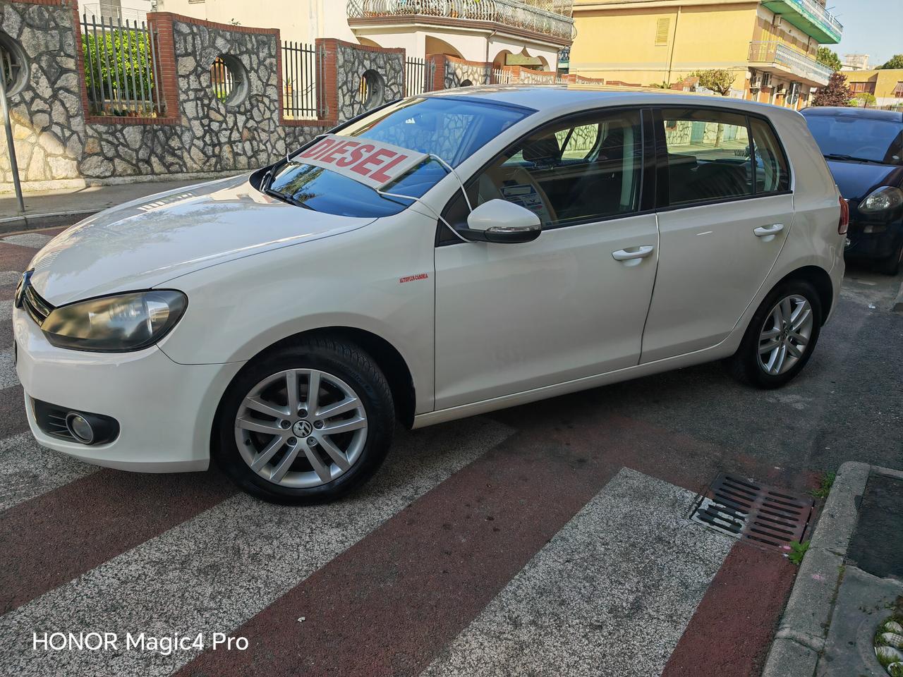 VOLKSWAGEN GOLF 1.6 TDI CV105 KW77 DSG HIGHLINE