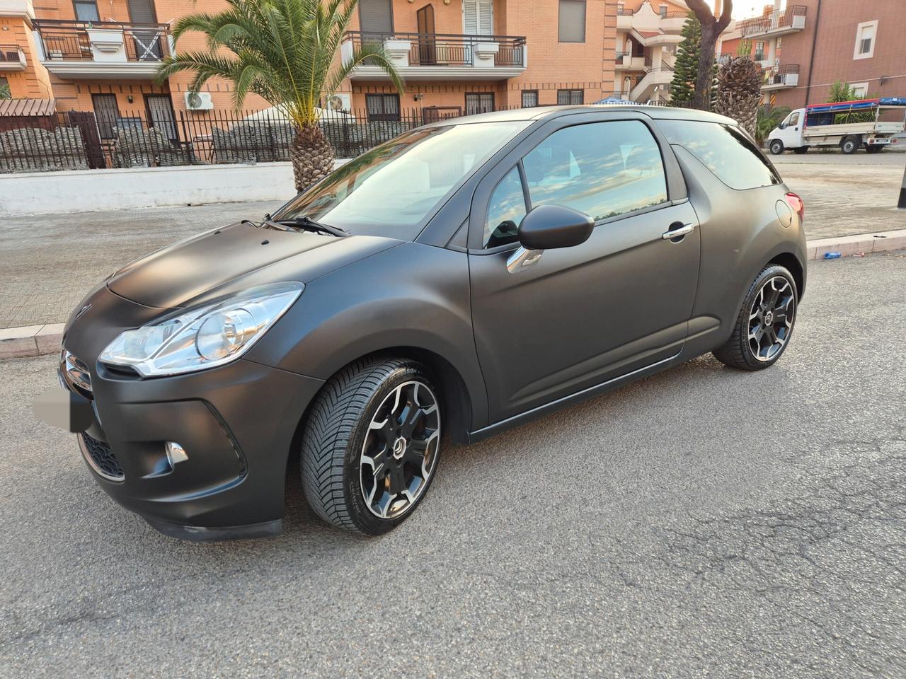 Citroën DS3 1.4 benzina 95cv just black 2012 opaco