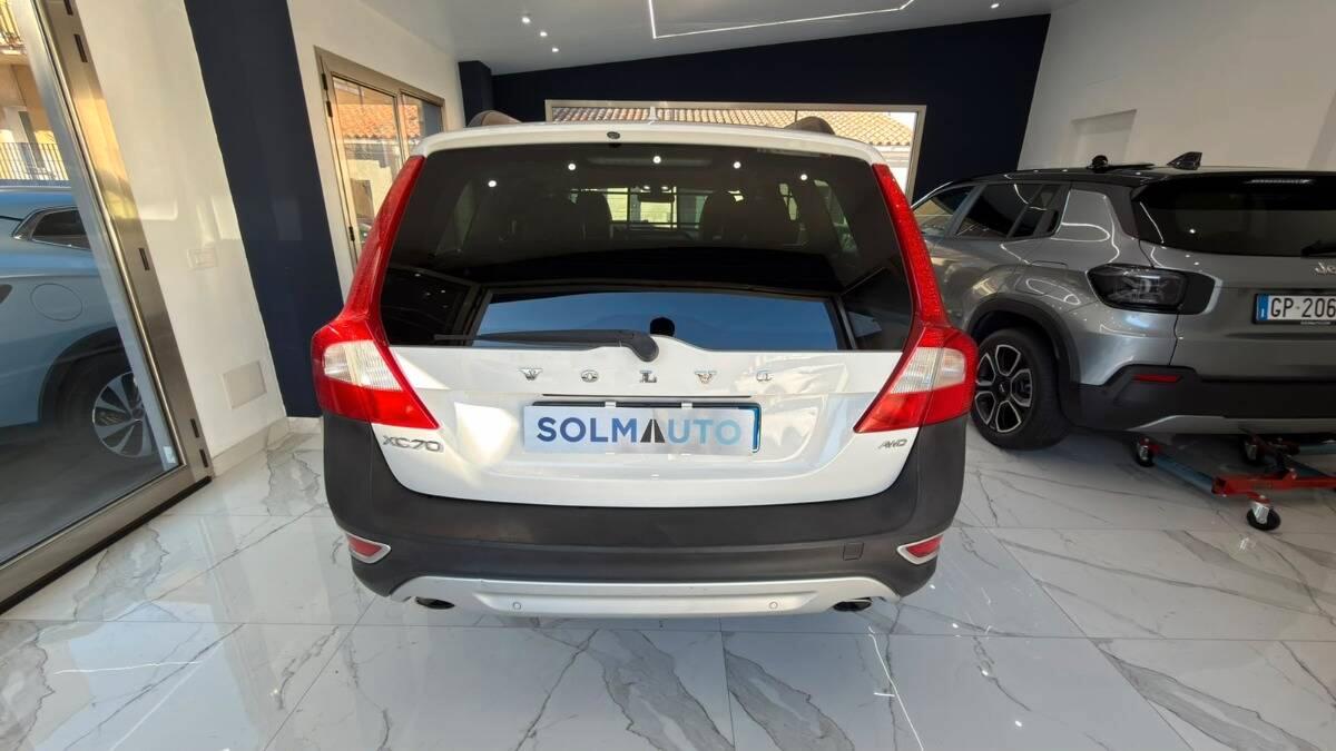 Volvo XC70 VOLVO XC70 2.4 D5 Summum awd 205cv geartronic