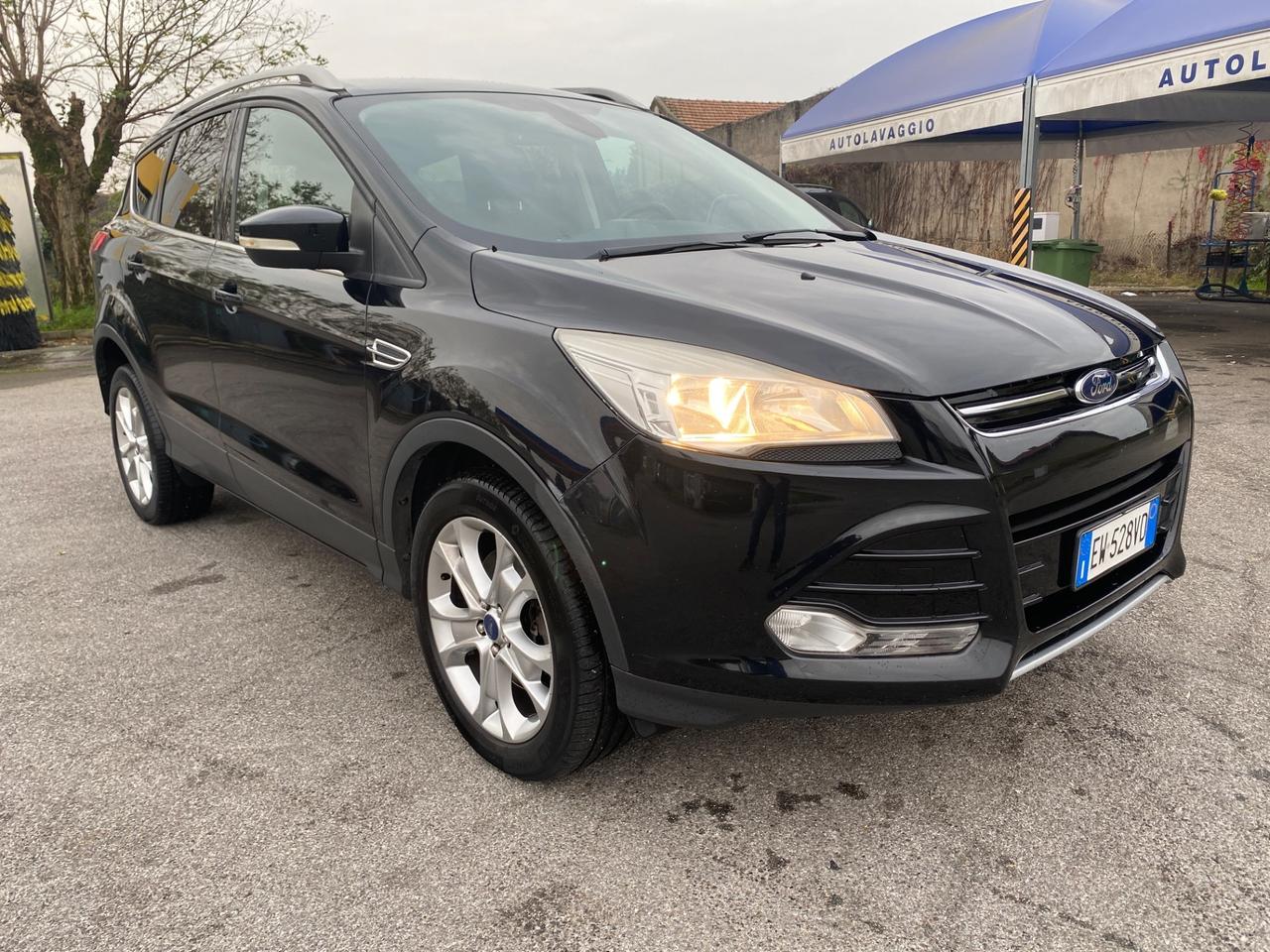 Ford Kuga 2.0 TDCI 163 CV 4WD Powershift Titanium