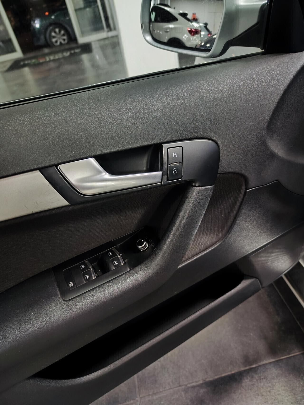 Audi A3 SPB 1.6 TDI 105 CV Ambition UNICO PROPRIETARIO