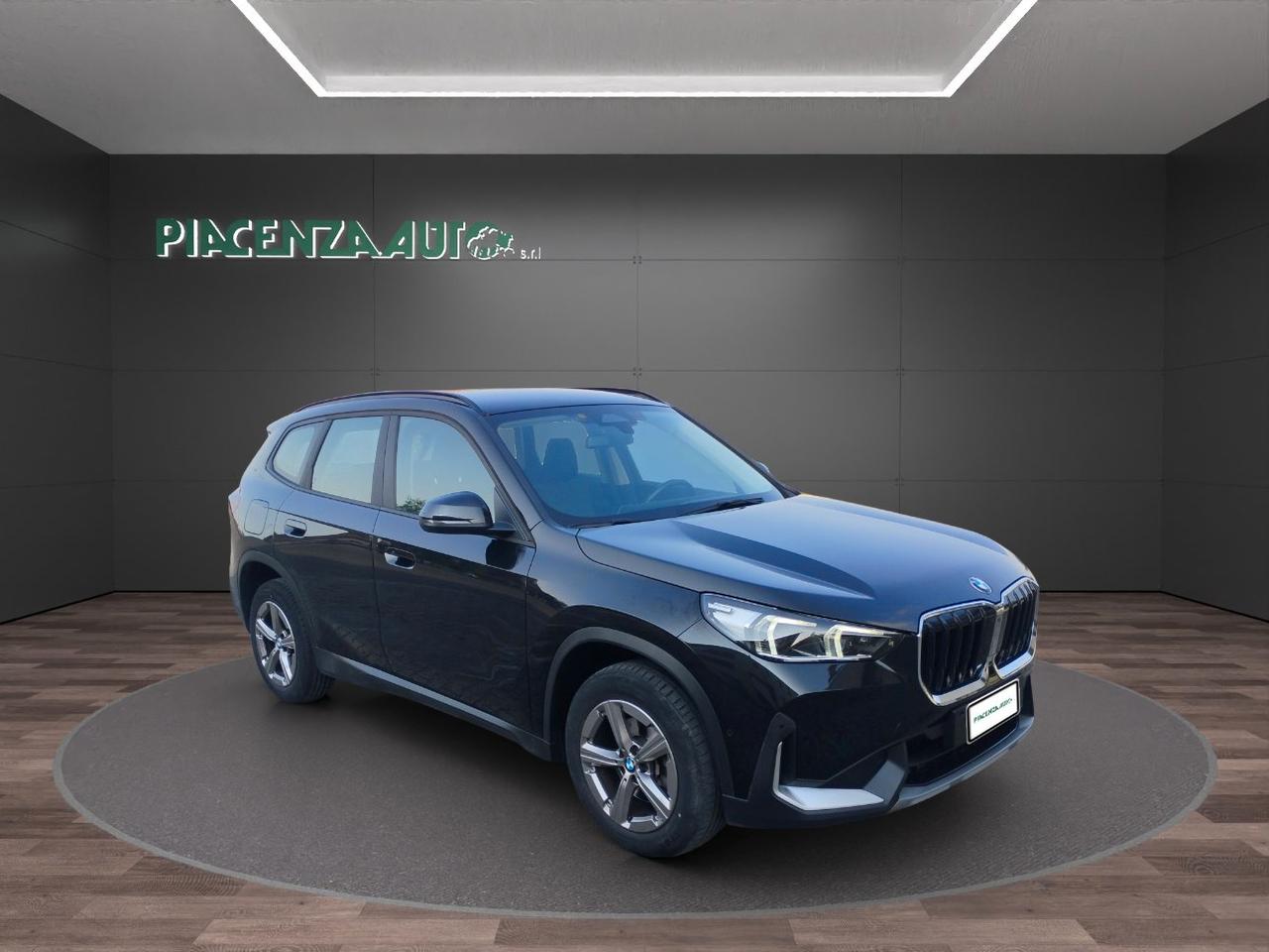 BMW X1 sdrive18d X-Line auto.NAVI.TELECAMERA.LED.SEDILI RISCALDATI