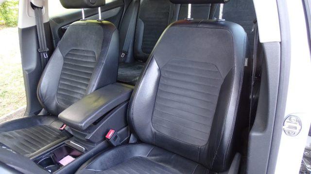 VOLKSWAGEN Passat Var. 2.0 TDI 140 cv, DSG High. BM.Tech., Garanzia.