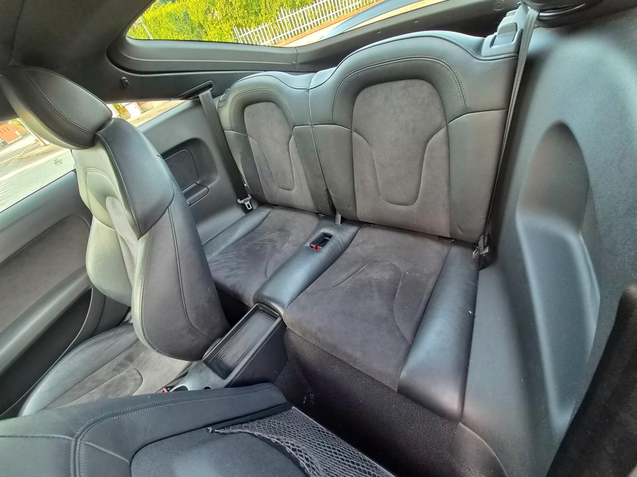 Audi TT 2.0 TDI quattro S tronic Advanced Plus