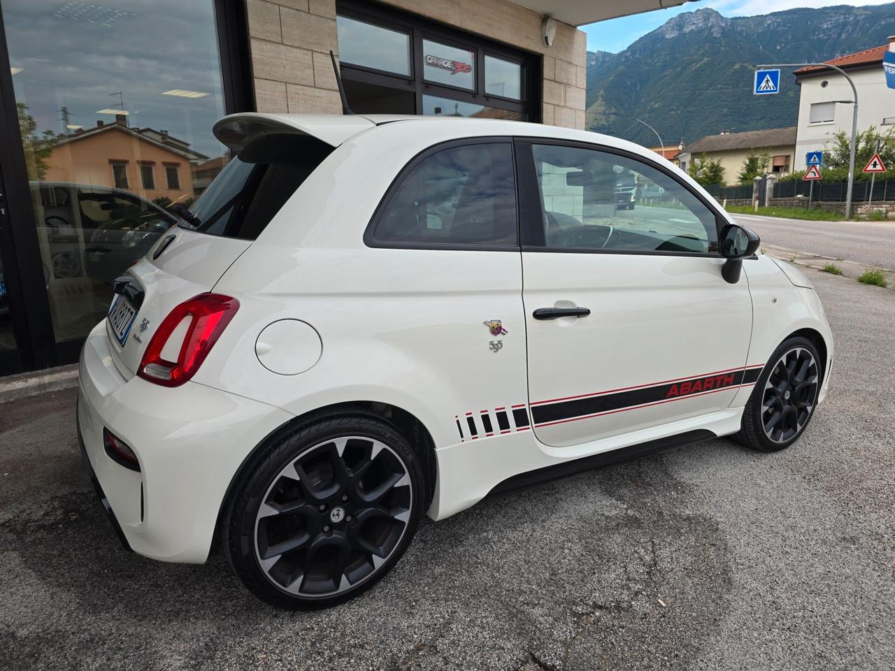 Abarth 595 1.4 Turbo T-Jet 165 CV Turismo