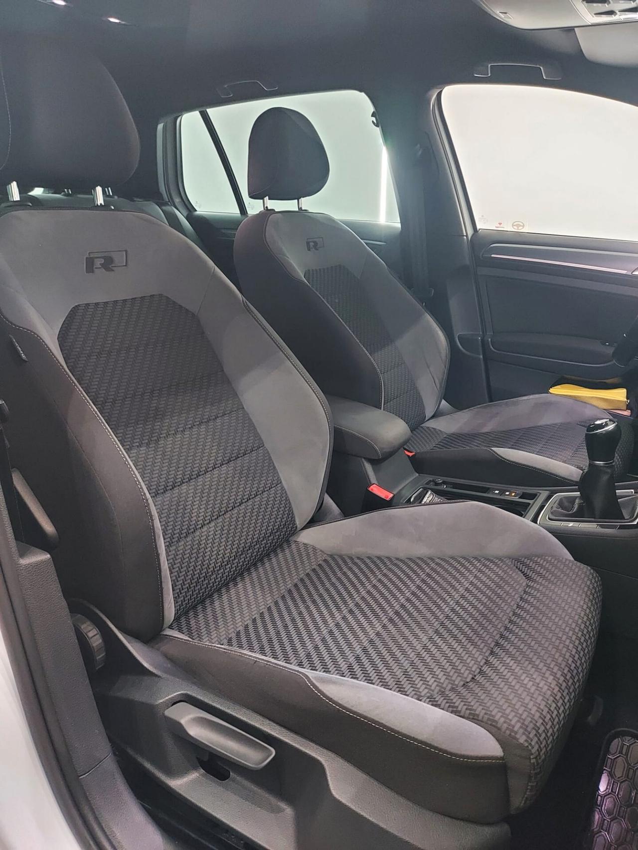 Volkswagen Golf 1.6 TDI 115 CV 5p. R-LINE 2018