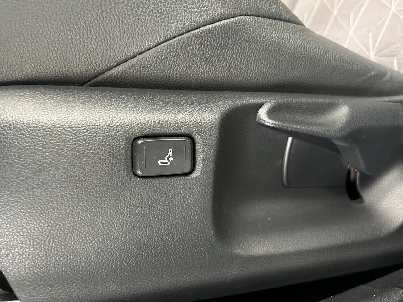 Toyota Yaris Cross 1.5h Hybrid 116cv e-cvt auto Lounge Tetto ITALIANA