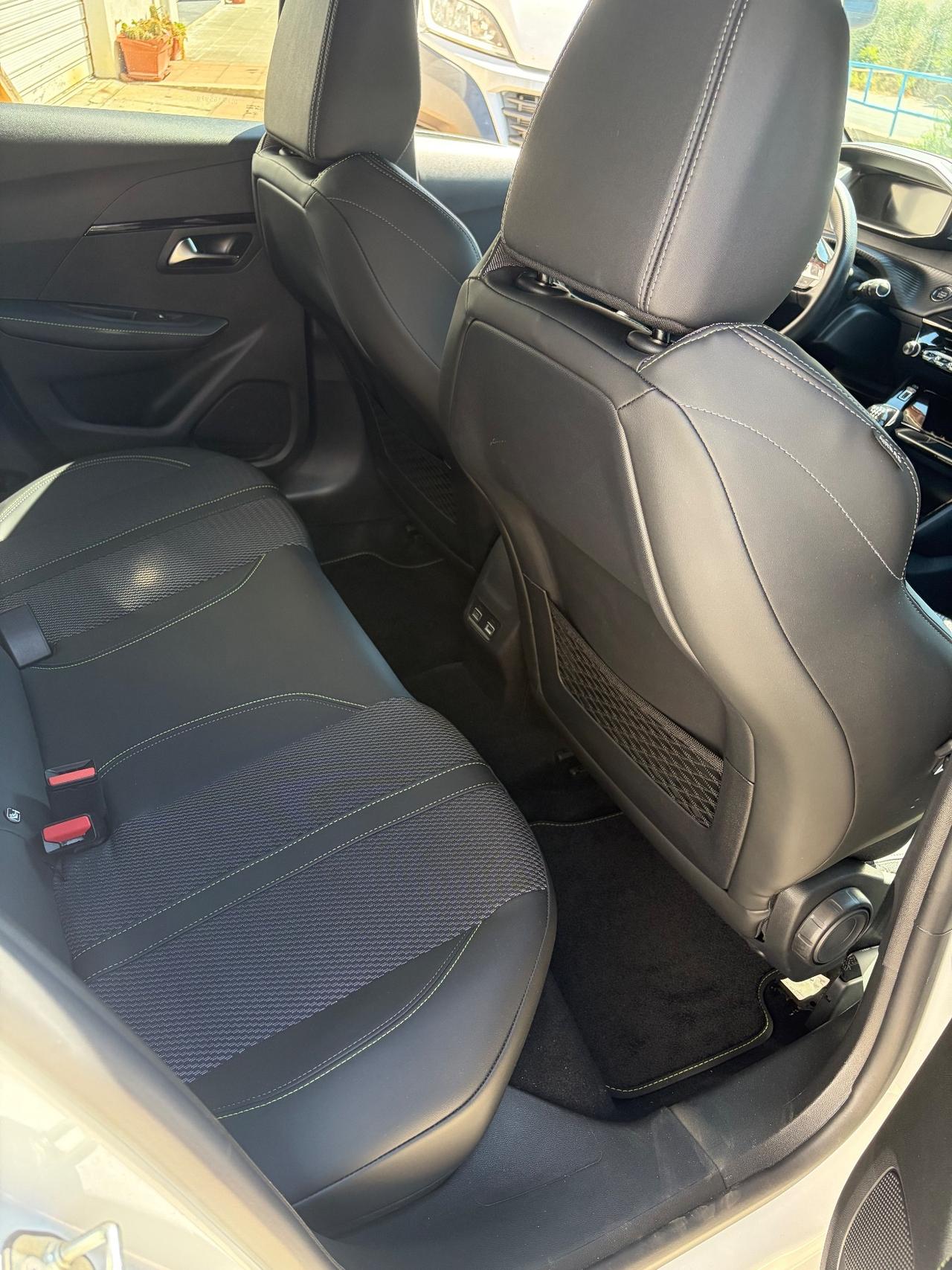 Peugeot 208 PureTech 100 Stop&Start 5 porte GT