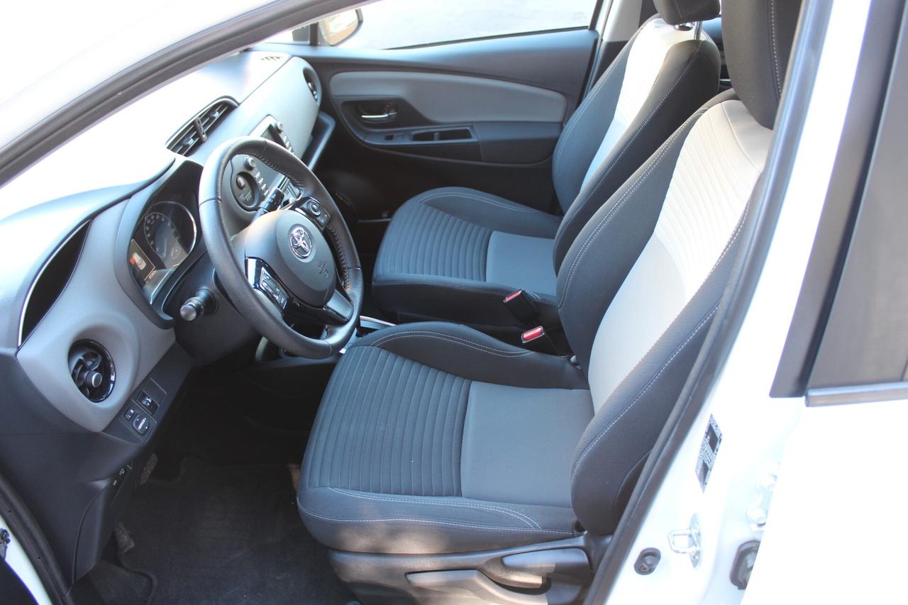 Toyota Yaris 1.5 Hybrid 5 porte Business