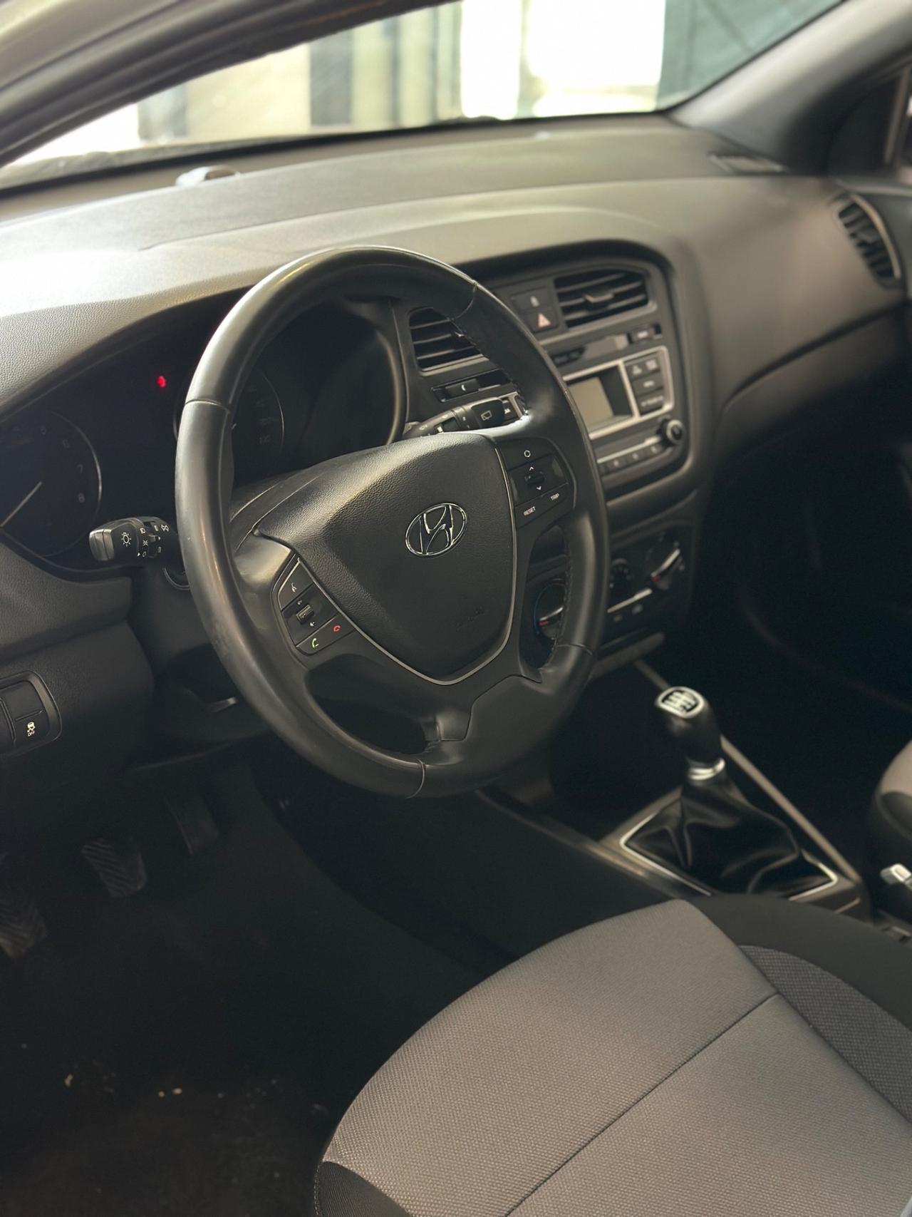 Hyundai i20 1.2 5 porte Classic
