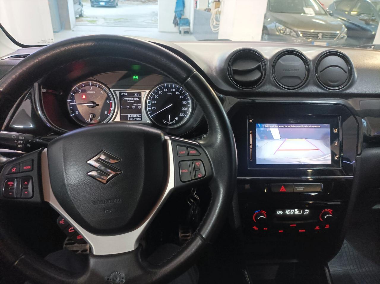 Suzuki Vitara 1.6 DDiS V-Top-2016-Distr OK 4X2