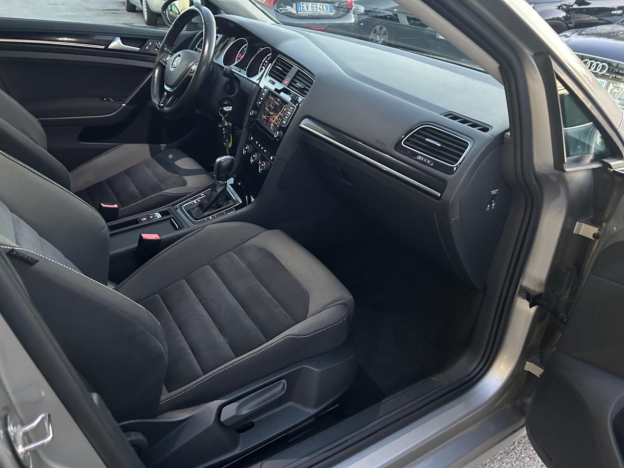 Volkswagen Golf Variant 1.6 TDI 110 CV DSG