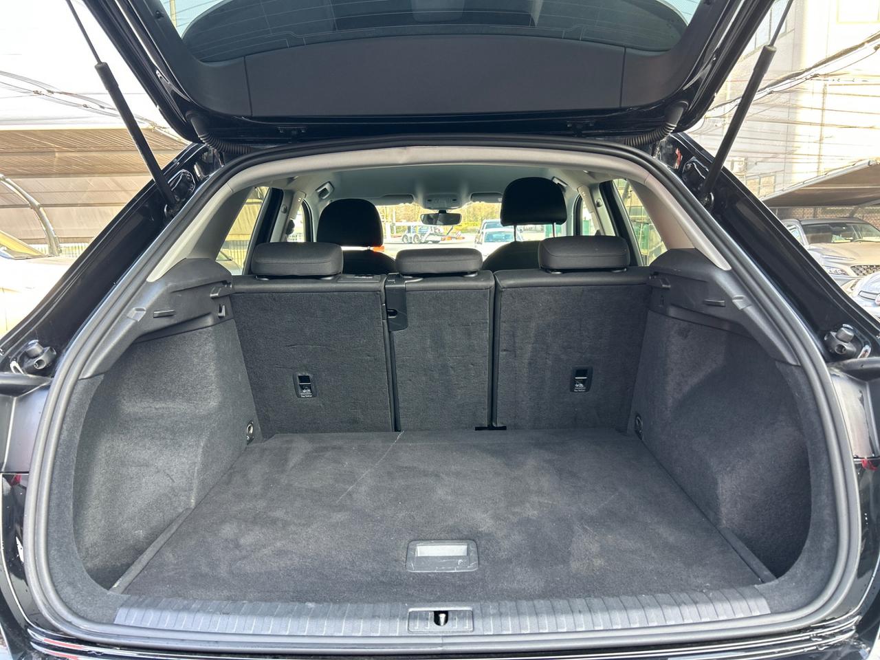 Audi Q3 35 2.0 tdi s-tronic