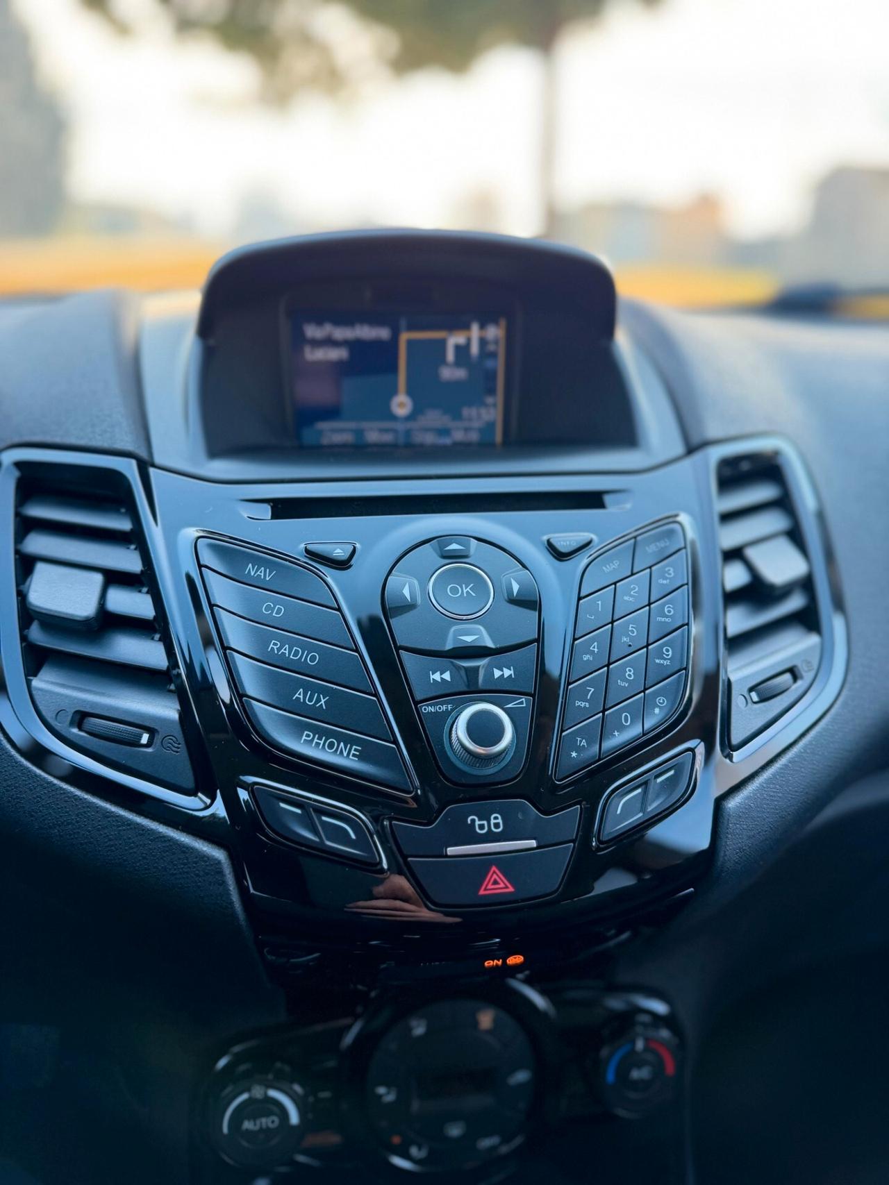 Ford Fiesta 1.4 economic 5 porte- GPL Ford