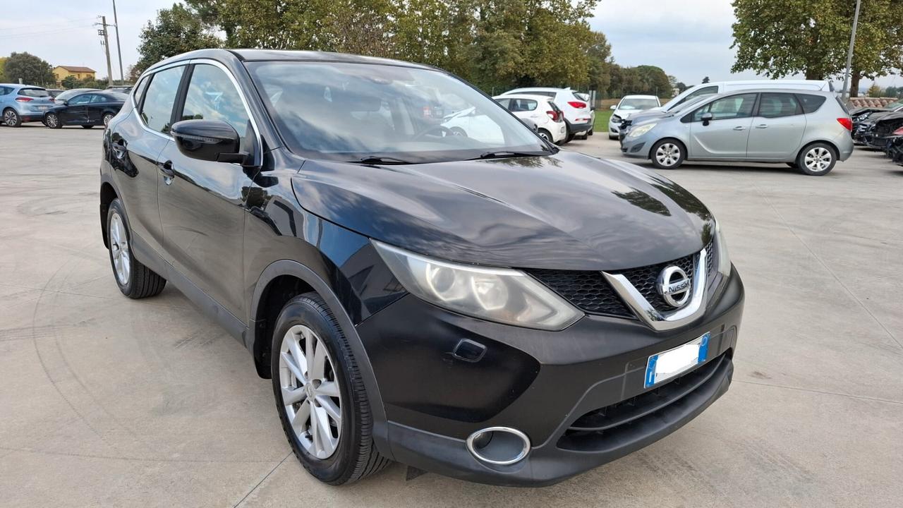 Nissan Qashqai 1.5 dCi - COMMERCIANTI
