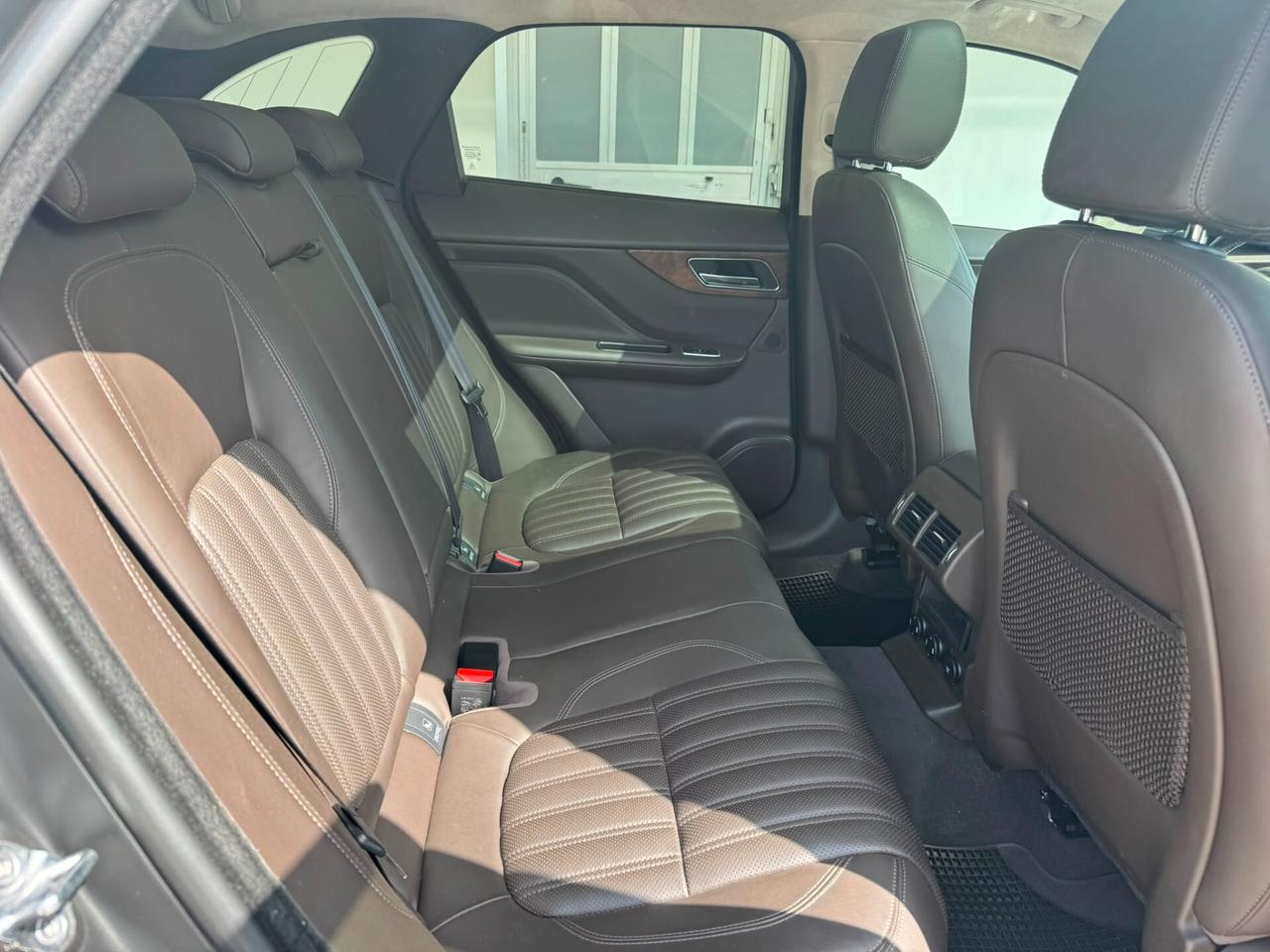 Jaguar F-Pace 2.0 D 240 CV AWD aut. Prestige