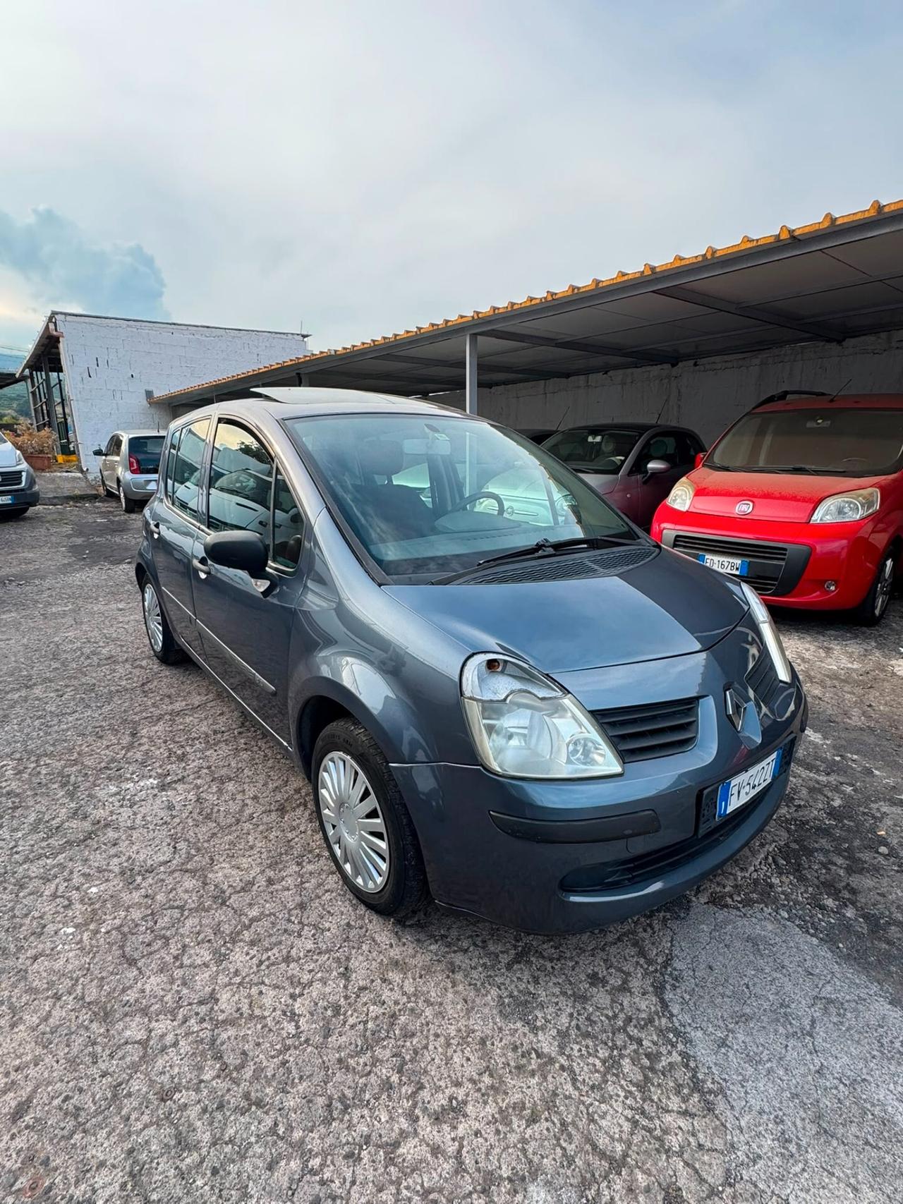 Renault Modus 1.5 dCi 85CV Dynamique