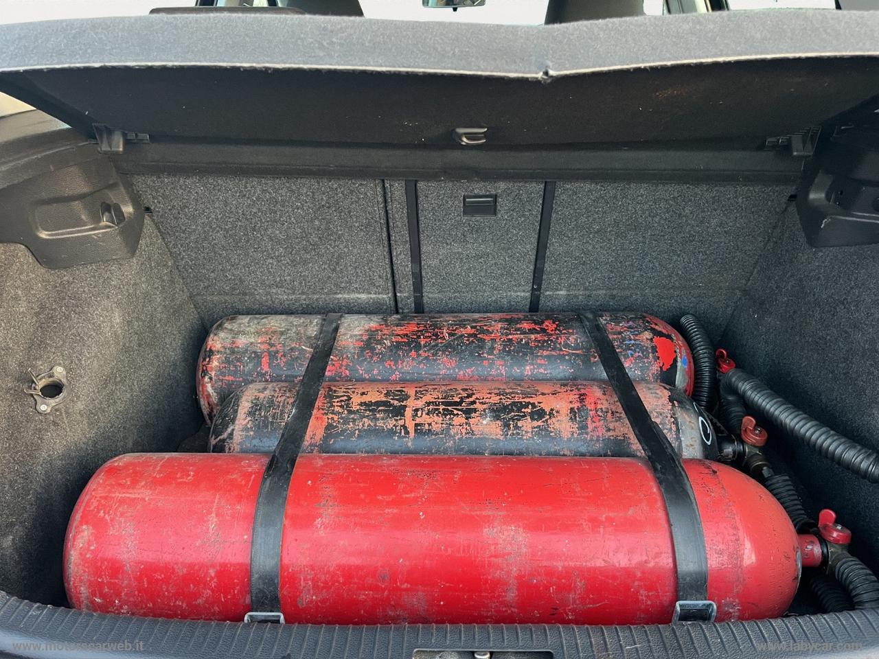 VOLKSWAGEN Golf 1.6 5p. Comfortline