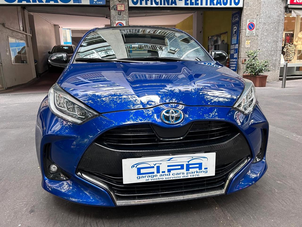 Toyota Yaris 1.5 Hybrid 5 porte Lounge Blue