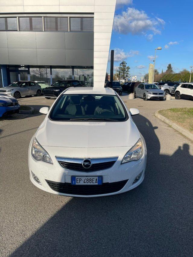 OPEL Astra 1.7 CDTI 110CV Sports Tourer Cosmo