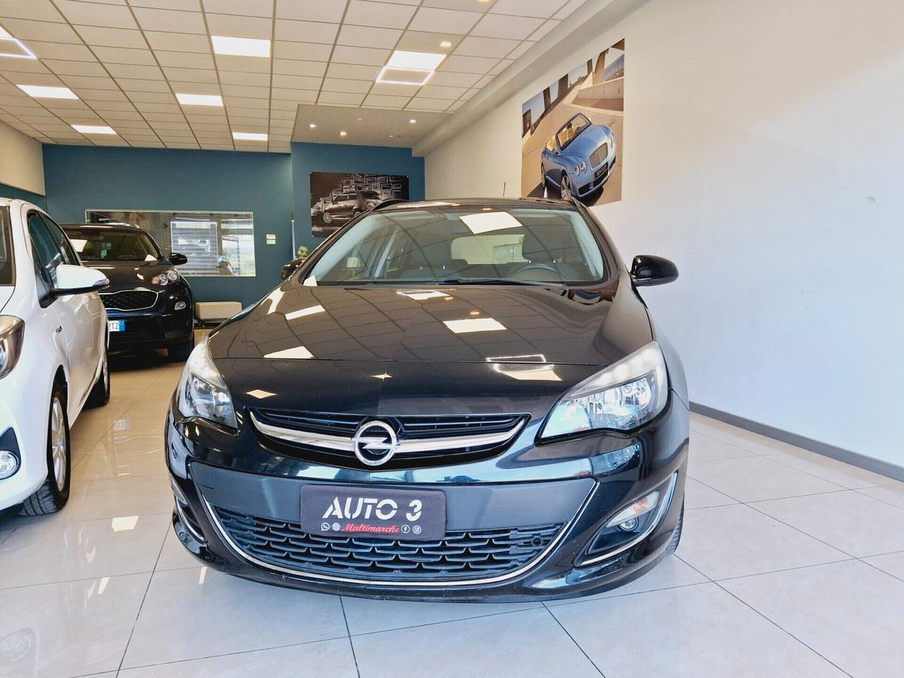 Opel Astra 1.4 Turbo 140CV Sports Tourer GPL Tech Cosmo