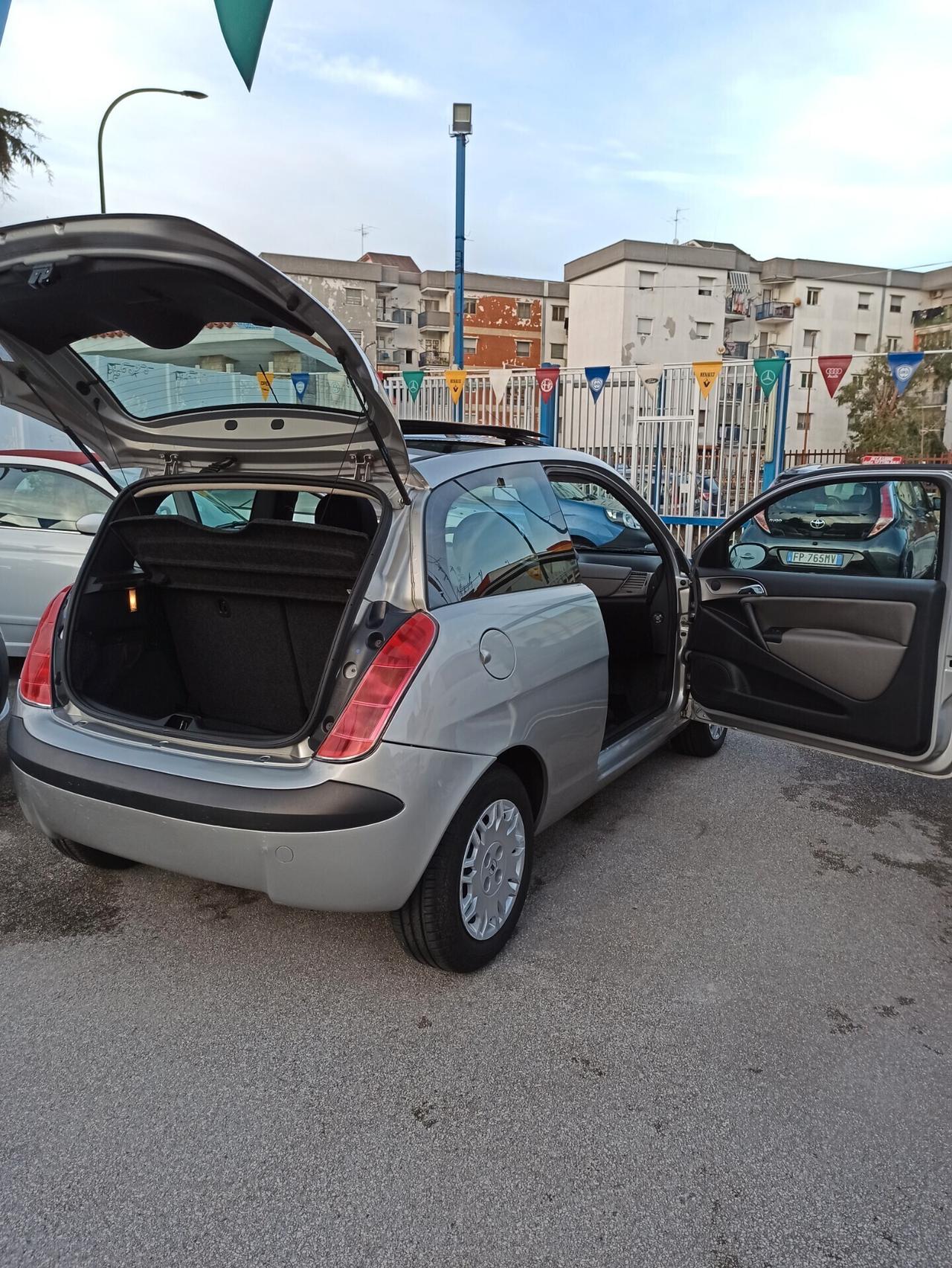 Lancia Ypsilon 1.2 Oro Tetto Panoramico Apribile