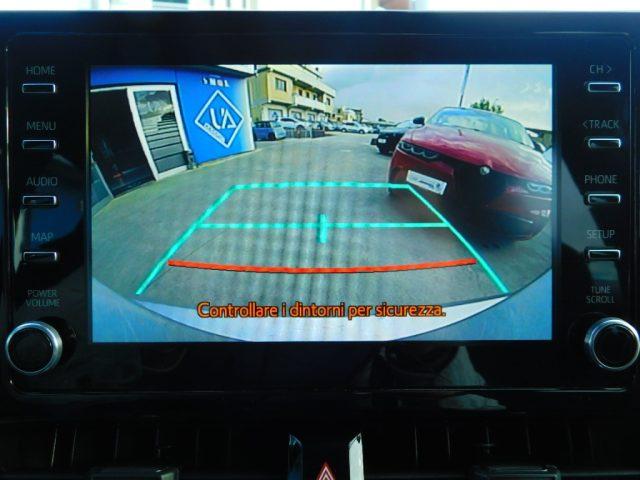 TOYOTA Corolla 1.8 Hybrid Business