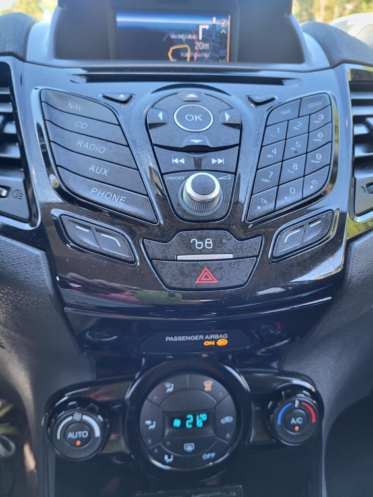 Ford FIESTA 1.4 GPL-UNICO PROPR-NAVI-3 REVISIONI