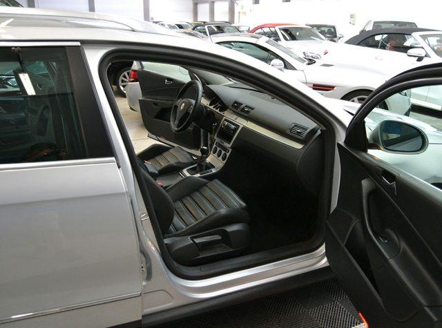 VOLKSWAGEN Passat 2.0 16V TDI 4motion Variant Highline Pelle