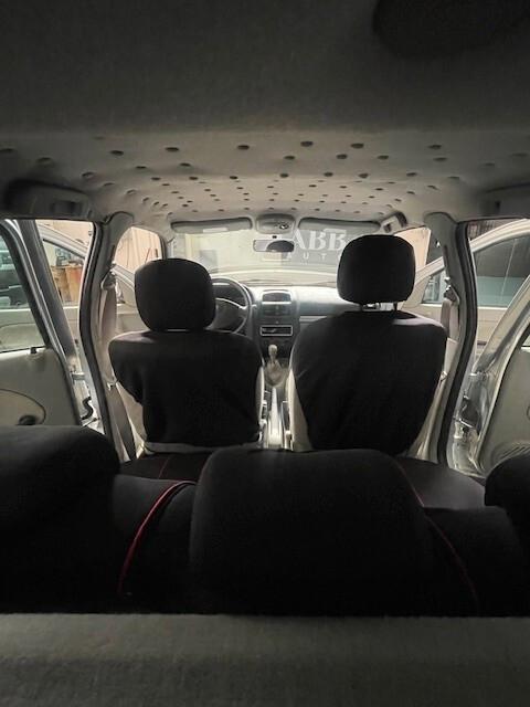 Renault Clio 1.2 75 CV – Ottime condizioni – Pronta all’uso